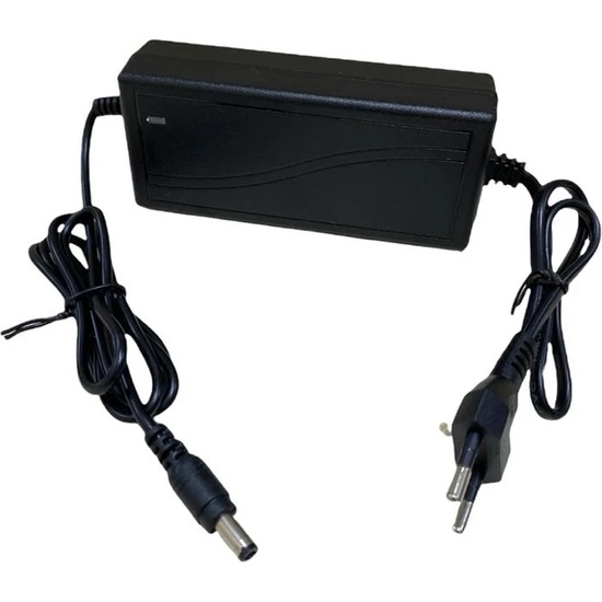 12 V 3AMP ADAPTÖR